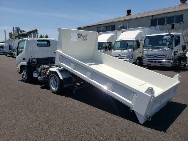 日野 デュトロ 2RG-XZU600T(2WD)の写真6