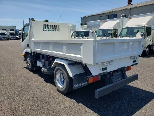 日野 デュトロ 2RG-XZU600T(2WD)の写真9