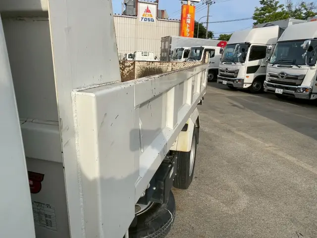 日野 デュトロ 2RG-XZU600T(2WD)の写真10