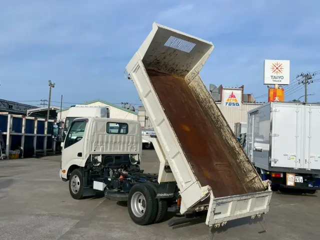 日野 デュトロ 2RG-XZU600T(2WD)の写真14