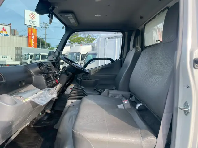 日野 デュトロ 2RG-XZU600T(2WD)の写真42