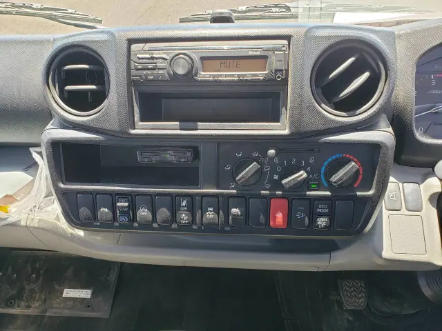 日野 デュトロ 2RG-XZU600T(2WD)の写真43