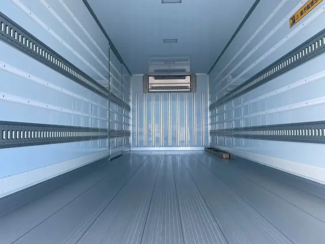 日野 レンジャー 2KG-FD2ABG(2WD)の写真10