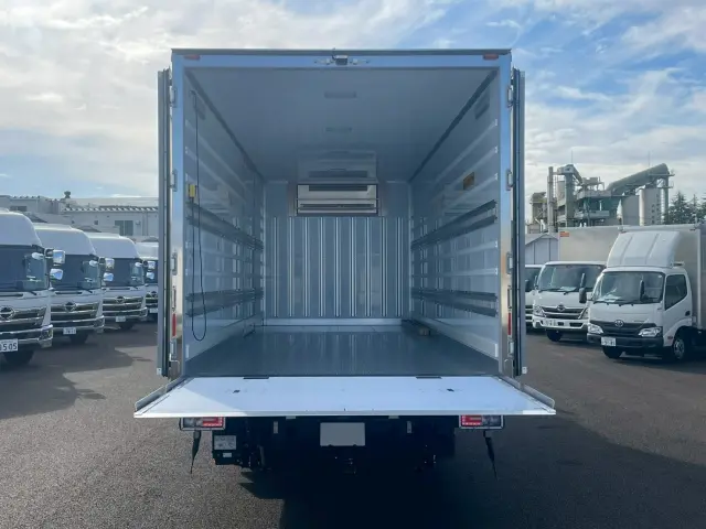 日野 レンジャー 2KG-FD2ABG(2WD)の写真16