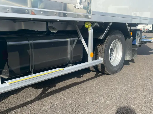 日野 レンジャー 2KG-FD2ABG(2WD)の写真20