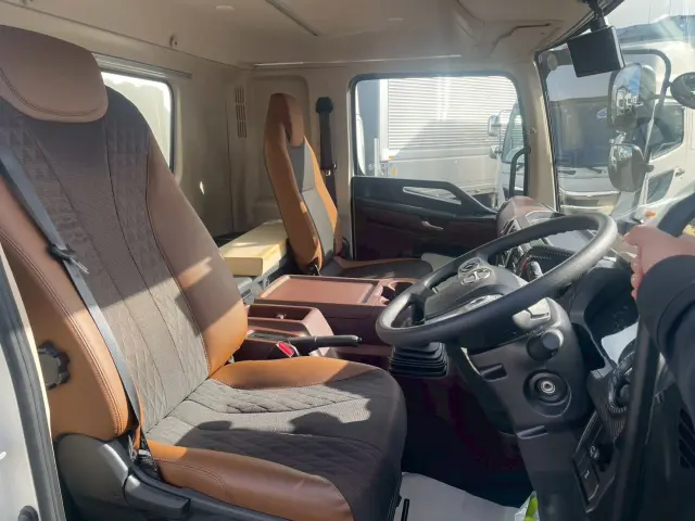 日野 レンジャー 2KG-FD2ABG(2WD)の写真31