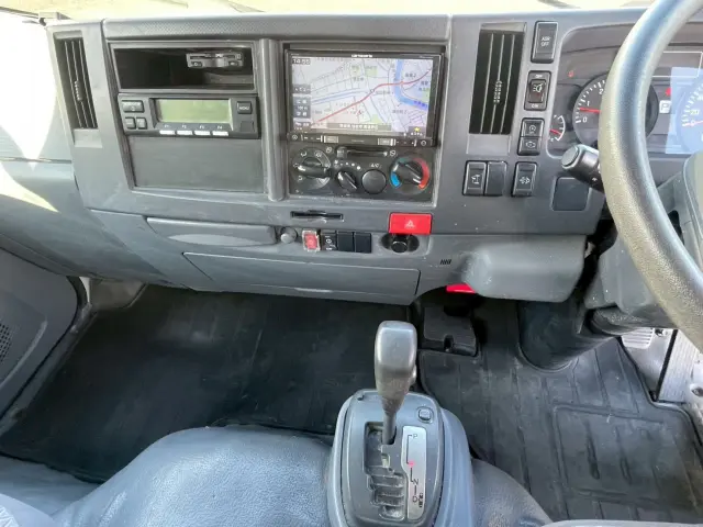 いすゞ エルフ TRG-NLR85AN(2WD)の写真36