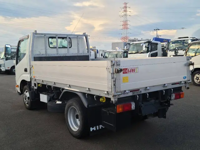 日野 デュトロ 2RG-XZU605M(2WD)の写真6