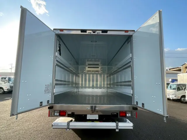 日野 レンジャー 2KG-FD2ABG(2WD)の写真10