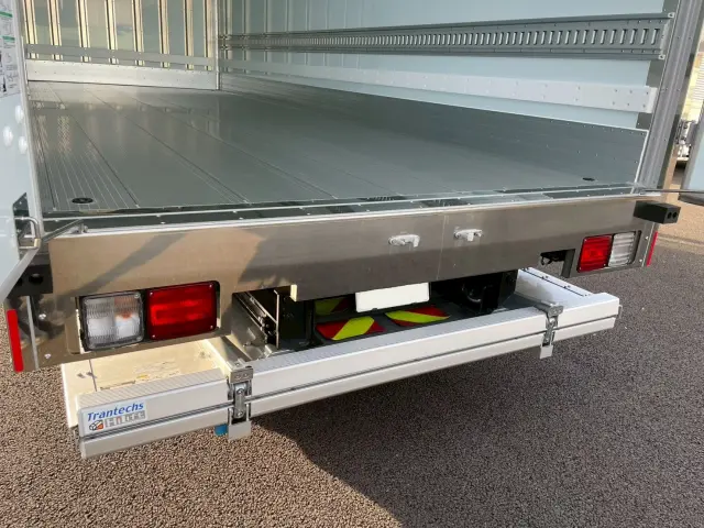 日野 レンジャー 2KG-FD2ABG(2WD)の写真16