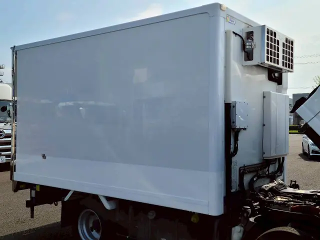いすゞ エルフ TPG-NMR85AN(2WD)の写真33