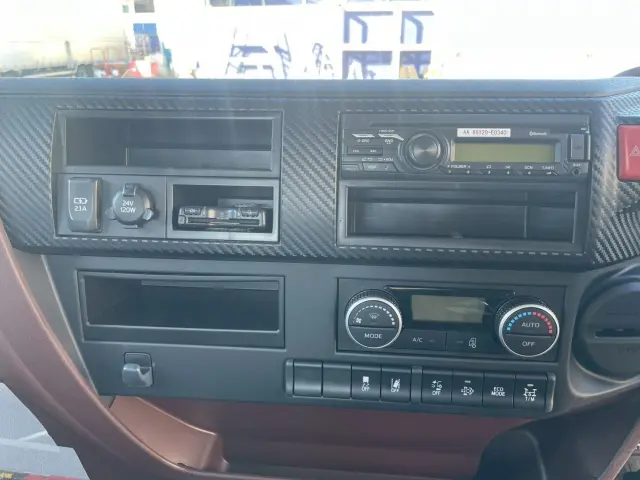 日野 レンジャー 2KG-FD2ABA(2WD)の写真34