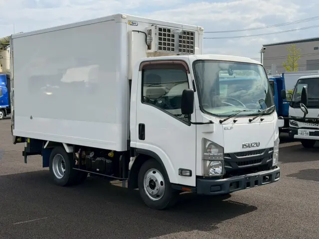 いすゞ エルフ TPG-NMR85AN(2WD)の写真3