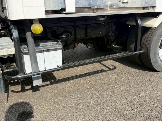 いすゞ エルフ TPG-NMR85AN(2WD)の写真34