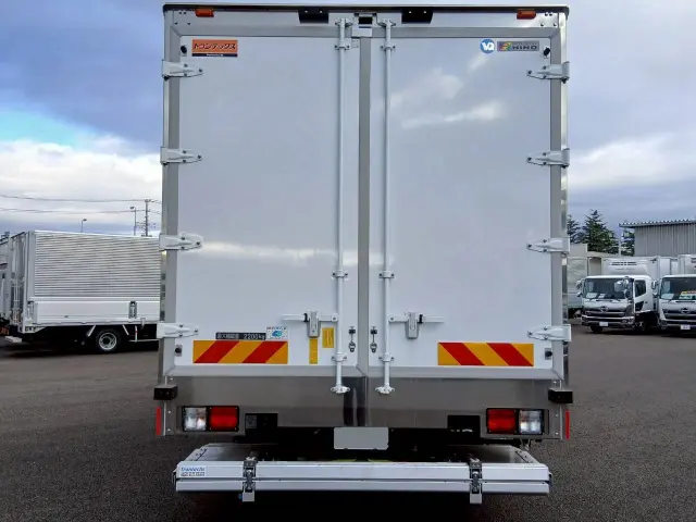 日野 レンジャー 2KG-FD2ABG(2WD)の写真5