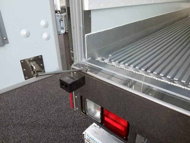 日野 レンジャー 2KG-FD2ABG(2WD)の写真14