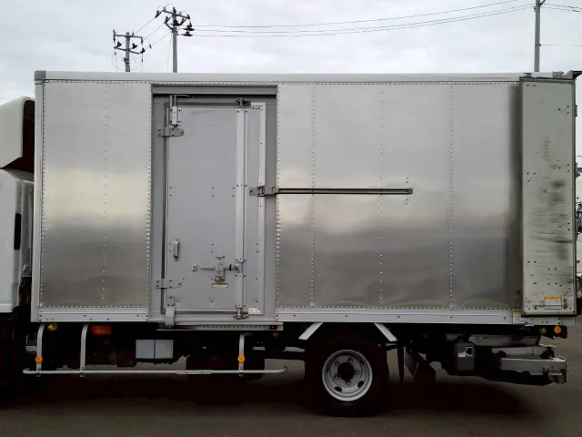 いすゞ エルフ TRG-NMR85N(2WD)の写真9