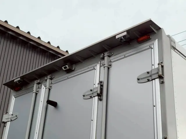 いすゞ エルフ TRG-NMR85N(2WD)の写真30