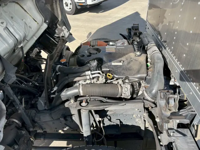 いすゞ エルフ TRG-NMR85N(2WD)の写真37