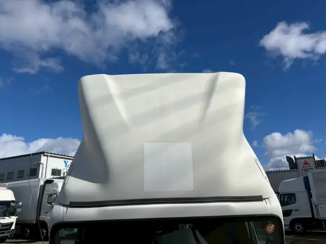 いすゞ エルフ TRG-NMR85N(2WD)の写真38