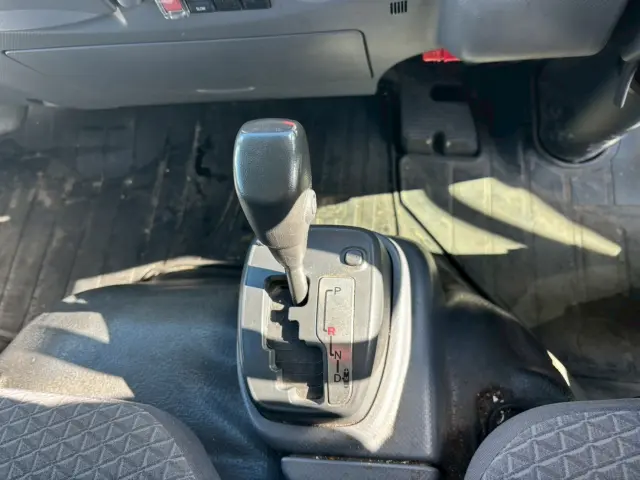 いすゞ エルフ TRG-NMR85N(2WD)の写真43