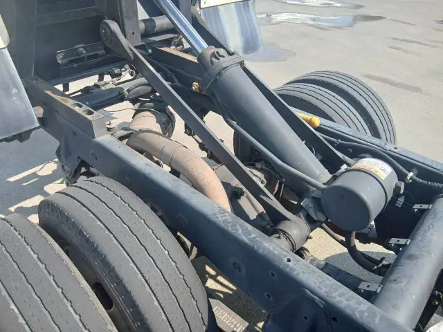 三菱 キャンター TKG-FBA60(2WD)の写真13