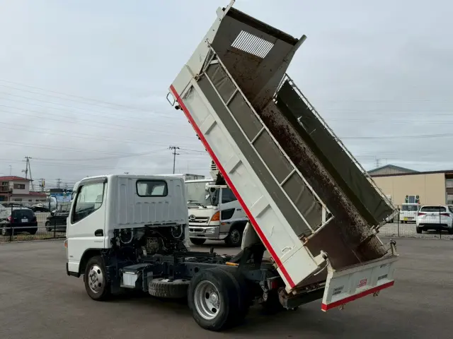 三菱 キャンター TKG-FBA60(2WD)の写真17