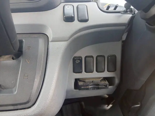 三菱 キャンター TKG-FBA60(2WD)の写真36