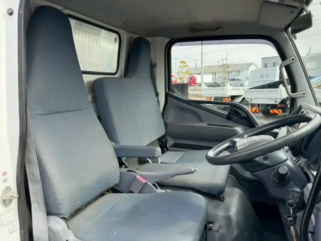 三菱 キャンター TKG-FBA60(2WD)の写真42