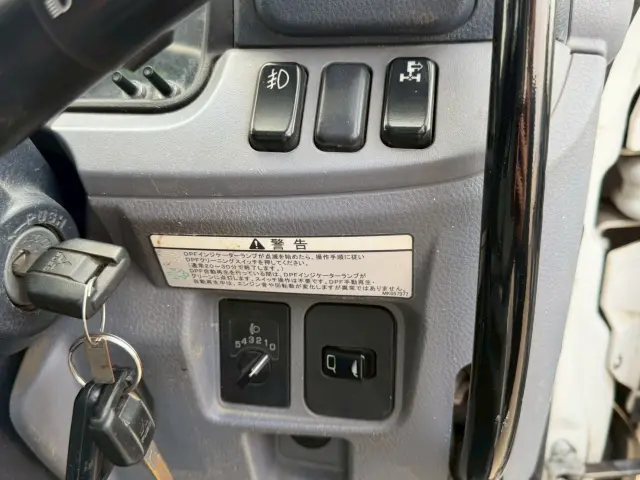 三菱 キャンター TKG-FBA60(2WD)の写真48