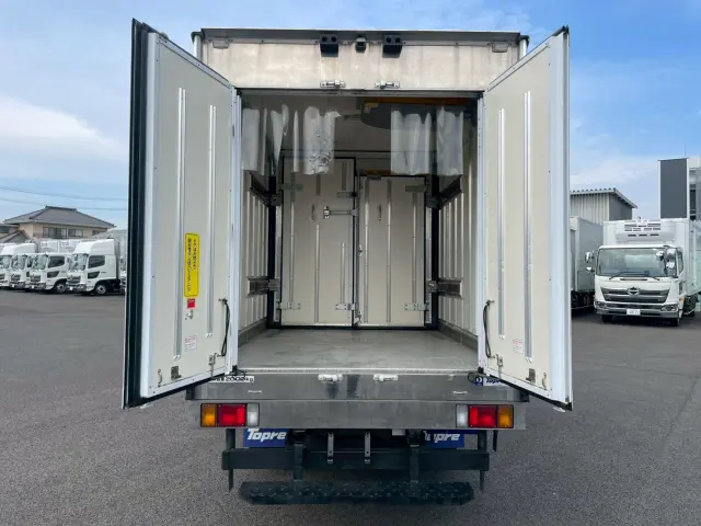 いすゞ エルフ TPG-NMR85AN(2WD)の写真16