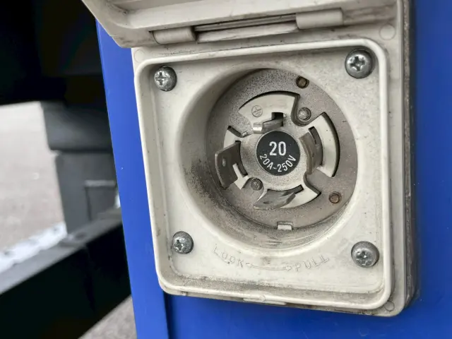 いすゞ エルフ TPG-NMR85AN(2WD)の写真18