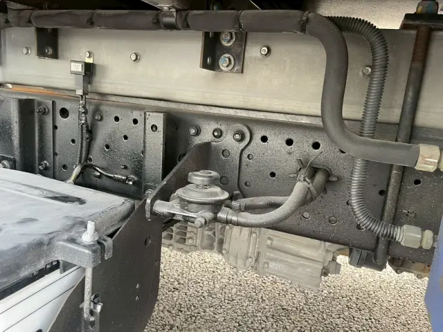 いすゞ エルフ TPG-NMR85AN(2WD)の写真27