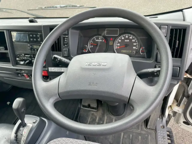 いすゞ エルフ TPG-NMR85AN(2WD)の写真33
