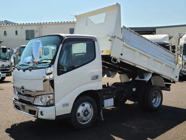 日野 デュトロ 2RG-XZU600T(2WD)の写真1