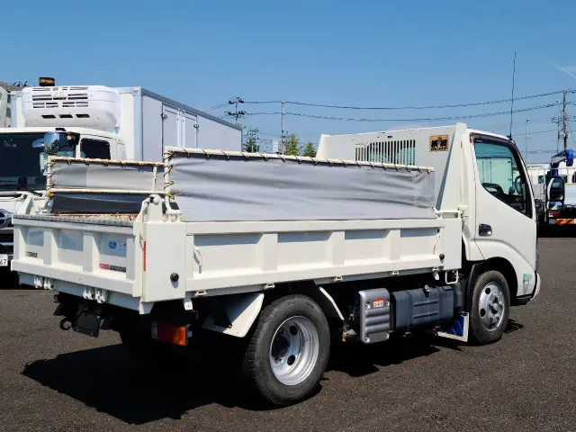 日野 デュトロ 2RG-XZU600T(2WD)の写真4