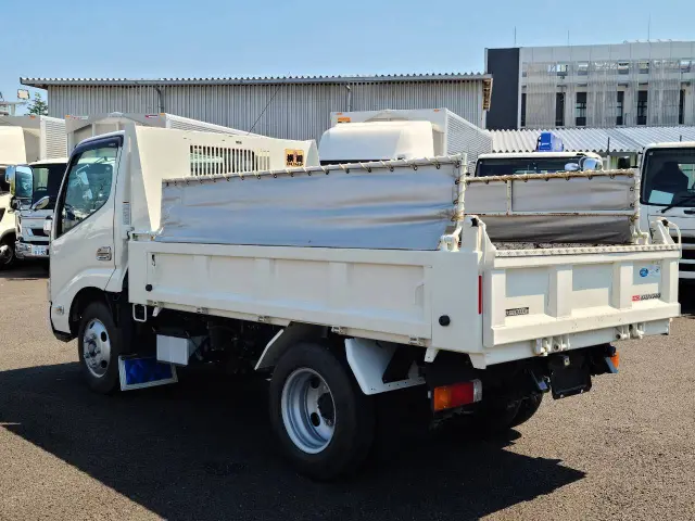日野 デュトロ 2RG-XZU600T(2WD)の写真6