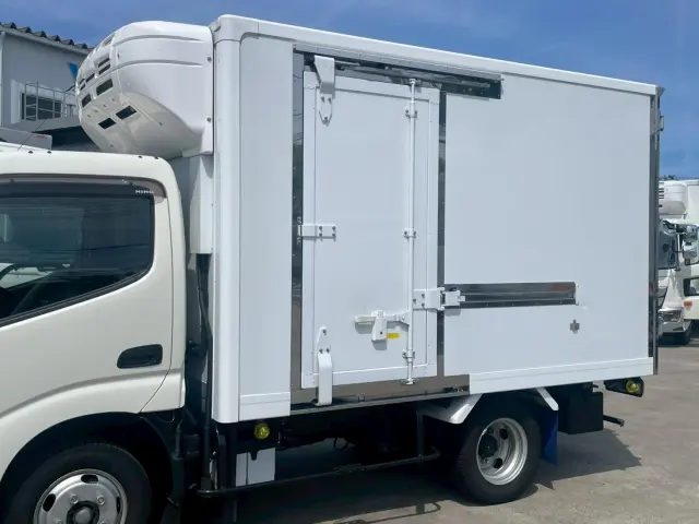 日野 デュトロ 2KG-XZU605M(2WD)の写真7
