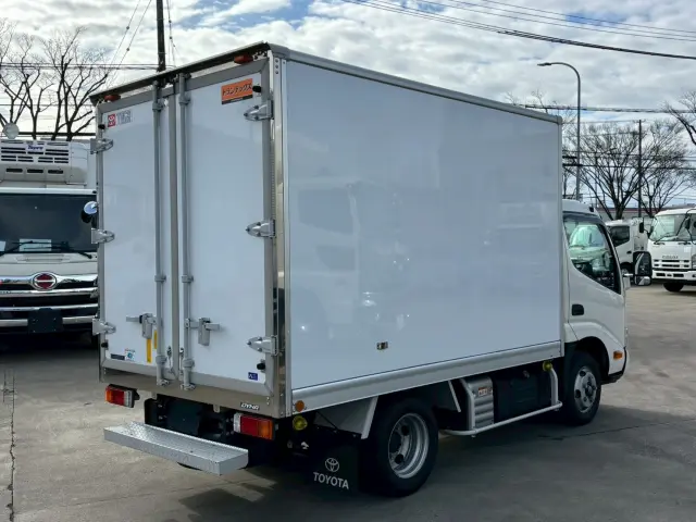 トヨタ ダイナ 2KG-XZU605(2WD)の写真4