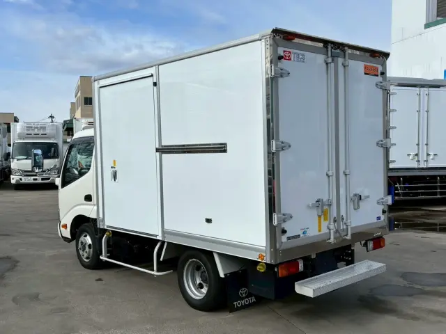 トヨタ ダイナ 2KG-XZU605(2WD)の写真6