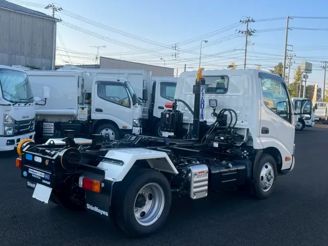 トヨタ ダイナ 2KG-XZU605(2WD)の写真4