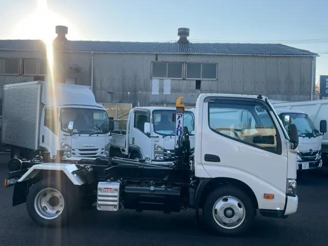 トヨタ ダイナ 2KG-XZU605(2WD)の写真9