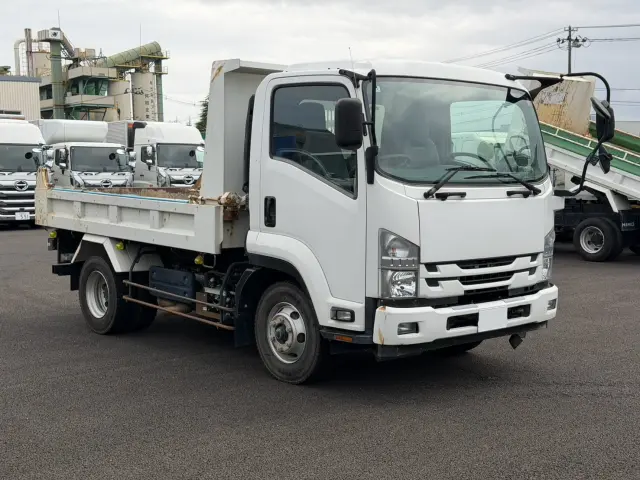 いすゞ フォワード 2RG-FRR90(2WD)の写真3