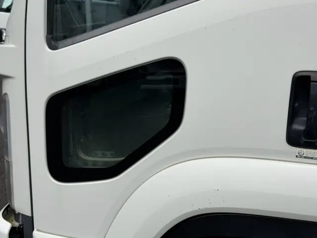 いすゞ フォワード 2RG-FRR90(2WD)の写真24