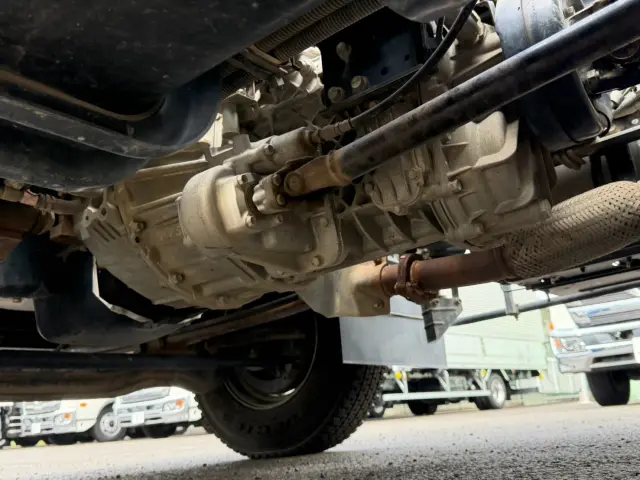 いすゞ フォワード 2RG-FRR90(2WD)の写真41