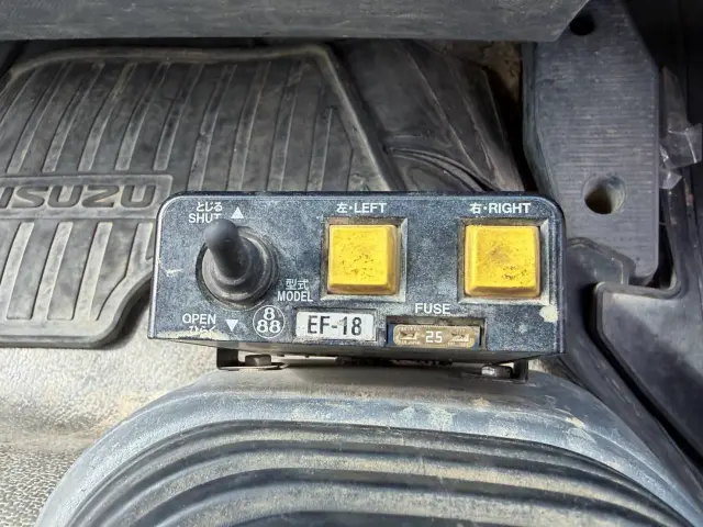 いすゞ フォワード 2RG-FRR90(2WD)の写真47