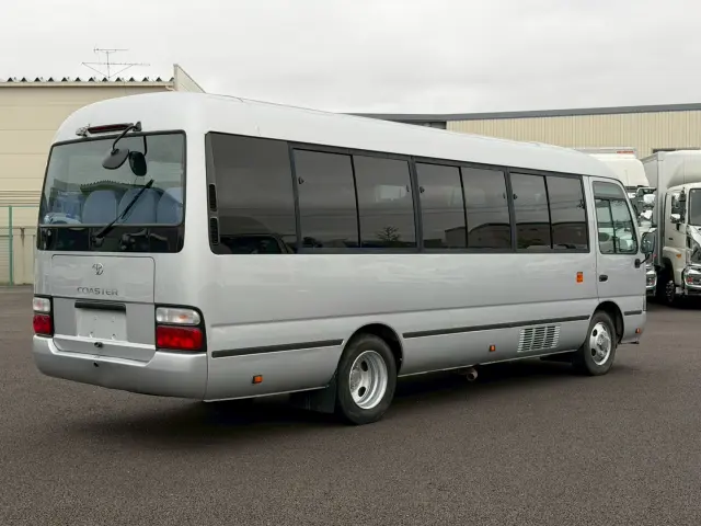 トヨタ コースター SDG-XZB51(2WD)の写真4