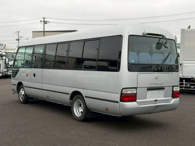 トヨタ コースター SDG-XZB51(2WD)の写真6
