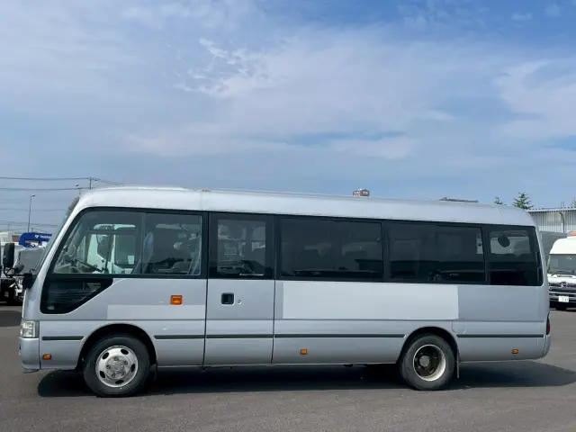 トヨタ コースター SDG-XZB51(2WD)の写真7