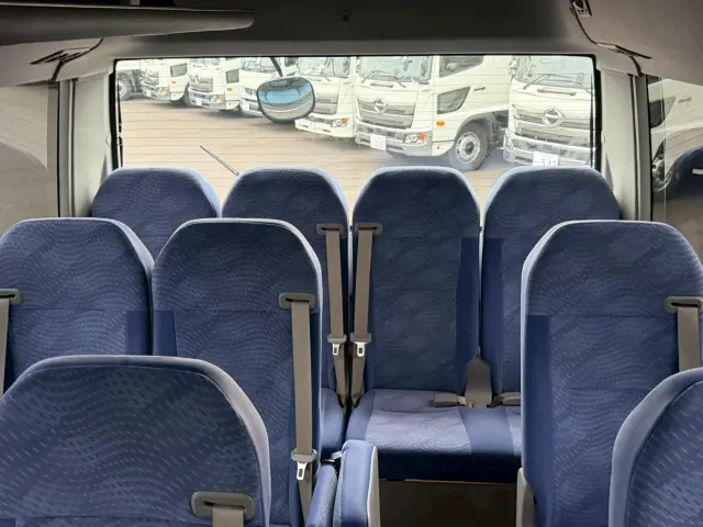 トヨタ コースター SDG-XZB51(2WD)の写真32